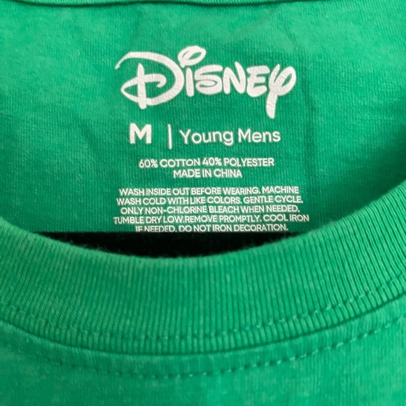 Disney green Mickey Santa long sleeve size medium - Picture 3 of 3